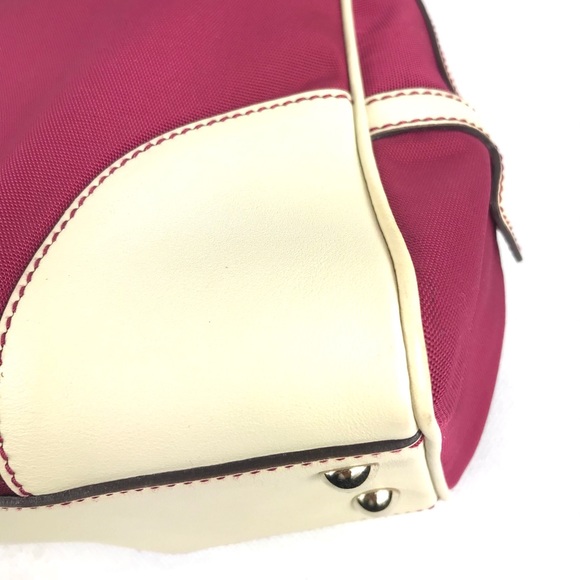 💕Rare 💕Gucci zipper purse - Picture 10 of 12